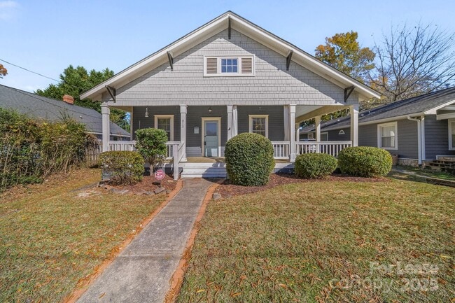 813 E 35th St in Charlotte, NC - Building Photo - Building Photo