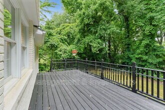 7016 Wannamaker Ln in Charlotte, NC - Building Photo - Building Photo