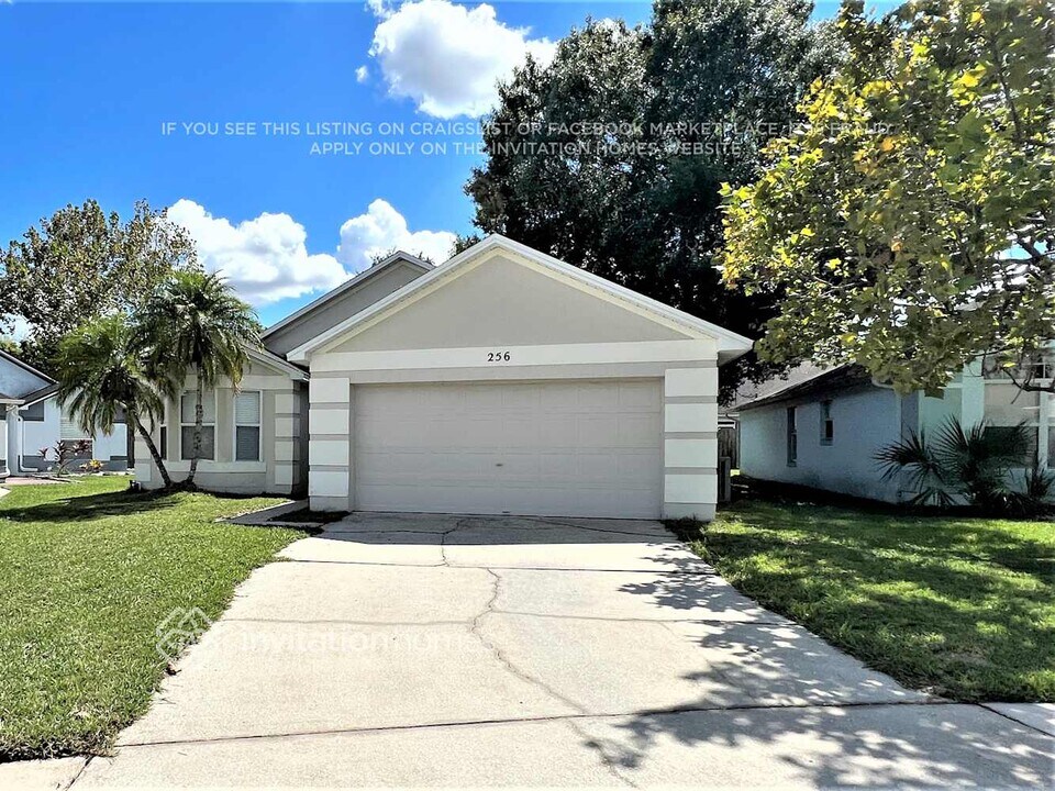256 Morning Creek Cir in Apopka, FL - Building Photo