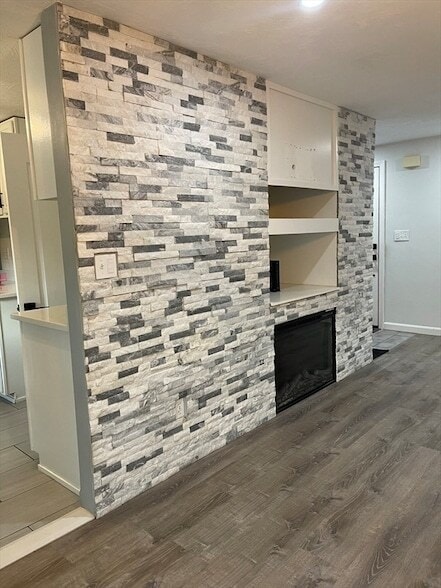 22 Bowstring Way in Marlborough, MA - Foto de edificio - Building Photo