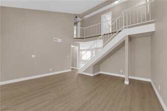 2830 Belleza Ln in Henderson, NV - Foto de edificio - Building Photo