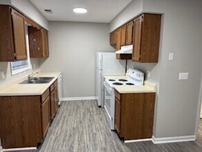 225 Churchill Dr in Richmond, KY - Building Photo - Building Photo