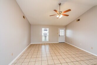 7110 Redfern Dr in Horn Lake, MS - Building Photo - Building Photo