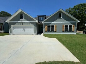 263 Dugger Dr NE in Rome, GA - Building Photo