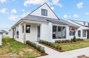 103 Wishing Wl Dr in Broussard, LA - Building Photo