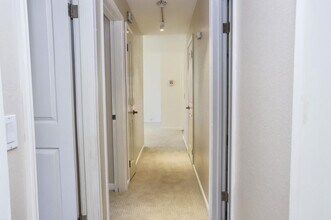 916 Beach Park Blvd in Foster City, CA - Building Photo - Building Photo