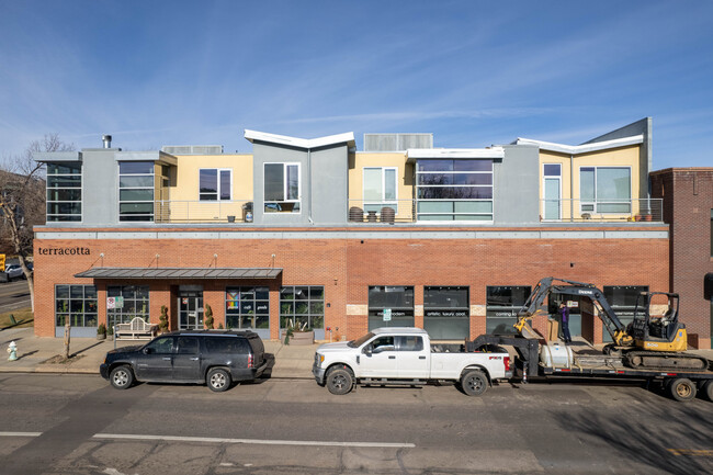 2030 20th St in Boulder, CO - Foto de edificio - Building Photo