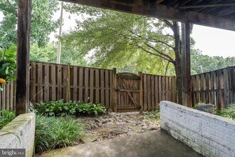 3351 Beechcliff Dr in Alexandria, VA - Building Photo - Building Photo