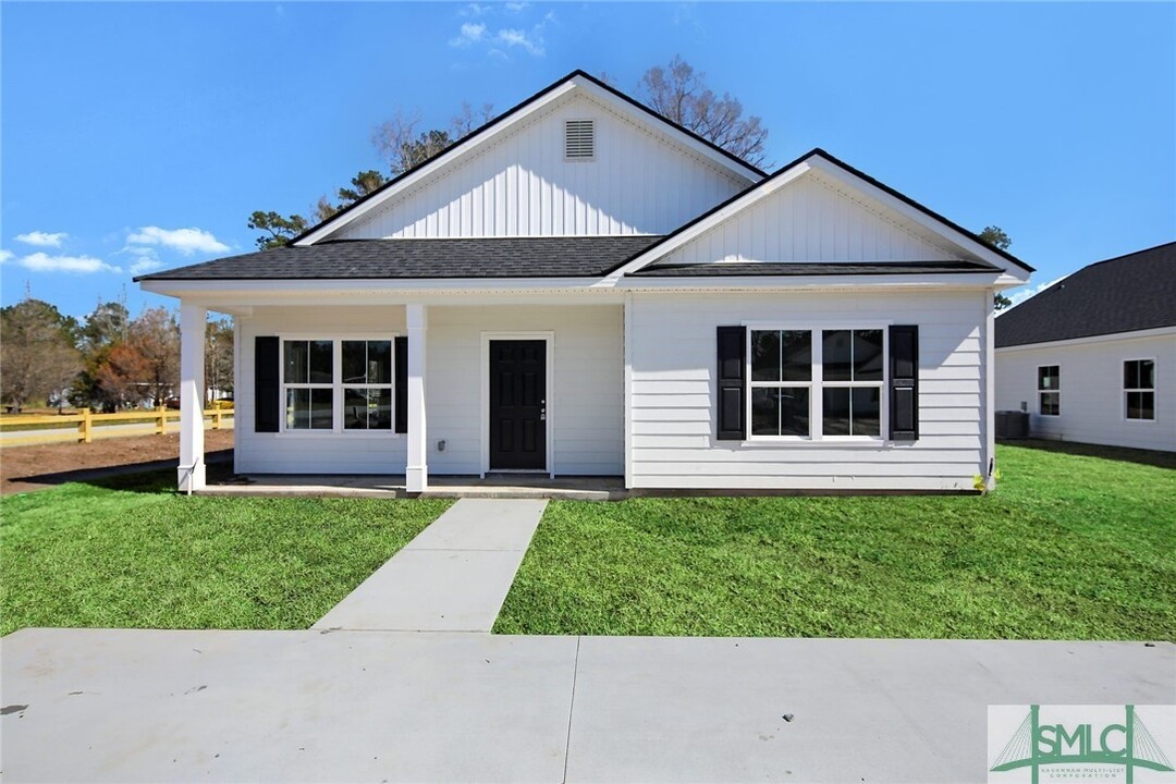 113 Kennah Ct in Richmond Hill, GA - Building Photo