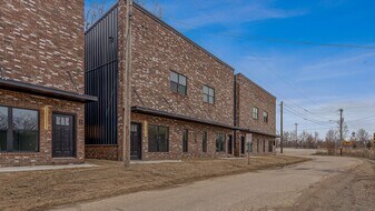 401 Houghton St in Jonesboro, AR - Building Photo