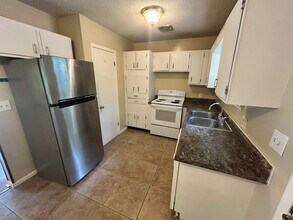 1511 Texas Pkwy in Crestview, FL - Building Photo - Building Photo