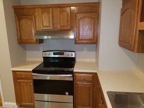 59 Pearl St in Middleboro, MA - Building Photo - Building Photo