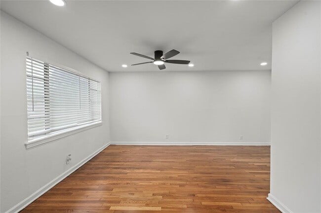 5023 Hull St in Houston, TX - Building Photo - Building Photo