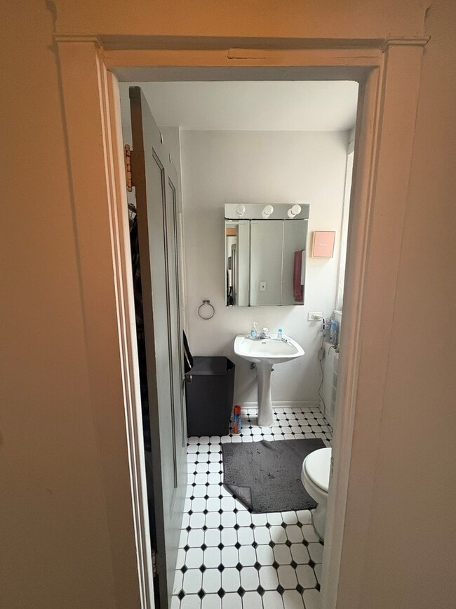 3720 N Sheffield Ave in Chicago, IL - Building Photo - Building Photo