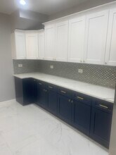 8027 S Kimbark Ave in Chicago, IL - Foto de edificio - Building Photo