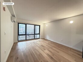 336 E 112th St in New York, NY - Building Photo