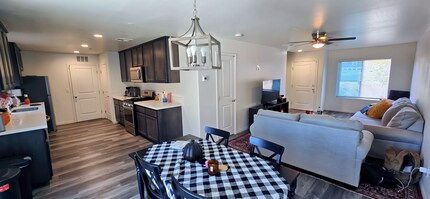 467 Jonathan Pl in Tehachapi, CA - Building Photo - Building Photo