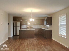 287 Avebury Rd in Meridianville, AL - Building Photo - Building Photo
