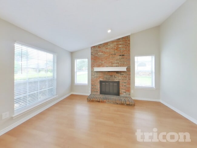 8311 Rock Brook St in Frisco, TX - Building Photo - Building Photo