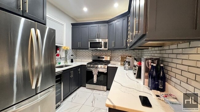 629 E 83rd St, Unit 1 in Brooklyn, NY - Building Photo - Building Photo