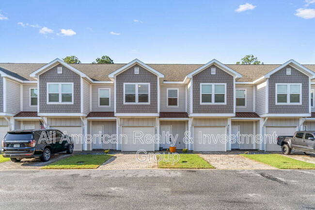 property at 1817 Stable Ln