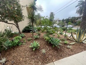 1030 Idaho Ave in Santa Monica, CA - Building Photo - Building Photo