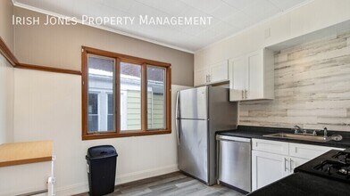 38 Rugby Rd in Buffalo, NY - Building Photo - Building Photo