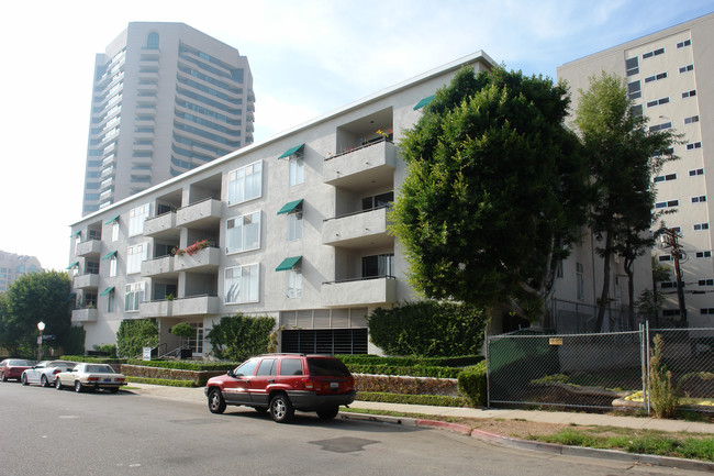 10449 Ashton Ave in Los Angeles, CA - Building Photo - Building Photo