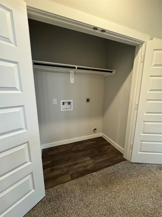 property at 9906 Grosbeak Ln