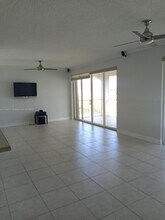 107 Half Moon Cir-Unit -A3 in Hypoluxo, FL - Building Photo - Building Photo