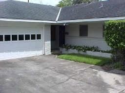 4702 Holly St in Bellaire, TX - Building Photo - Building Photo