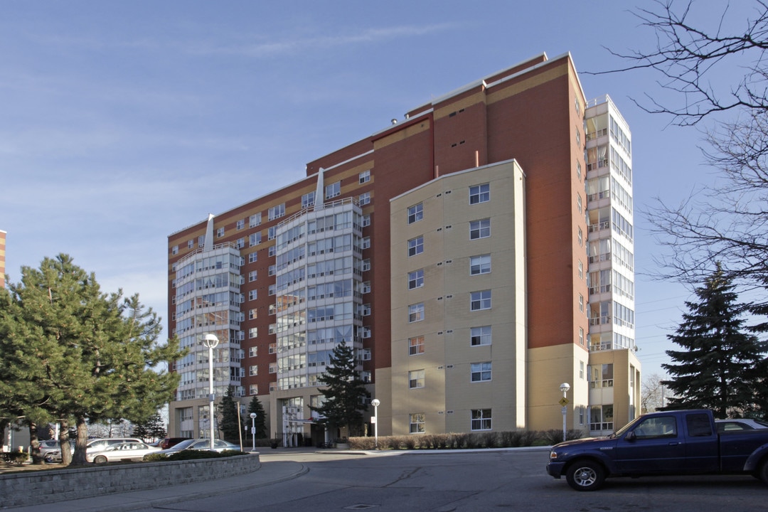 Barbertown Co-operative Homes in Mississauga, ON - Building Photo