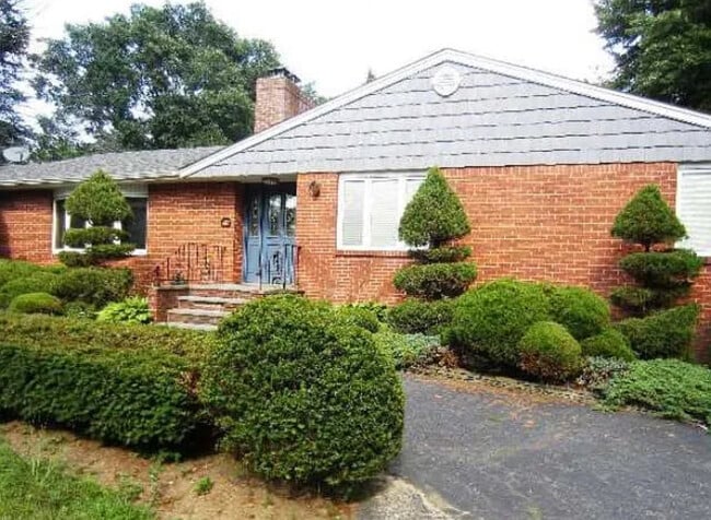 59 Pine Acres Blvd
