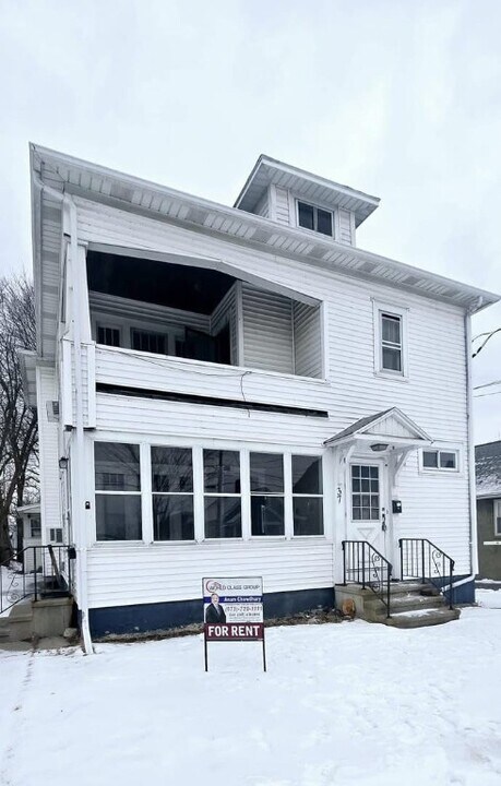 37 William St in Binghamton, NY - Building Photo