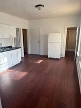 2335 W Burleigh St in Milwaukee, WI - Building Photo - Building Photo