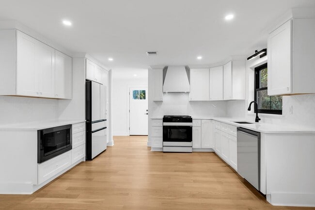 property at 514 River Rd