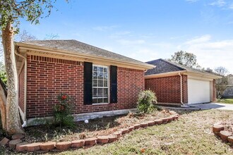 3217 Lee Cir in Pearland, TX - Building Photo - Building Photo
