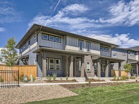 9419 E Colorado Ave in Denver, CO - Building Photo