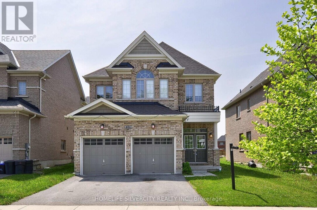 486 Thompson St in Woodstock, ON - Building Photo