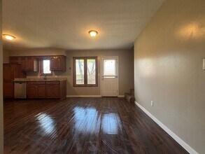 3219 W Hanover St in Springfield, MO - Building Photo - Building Photo