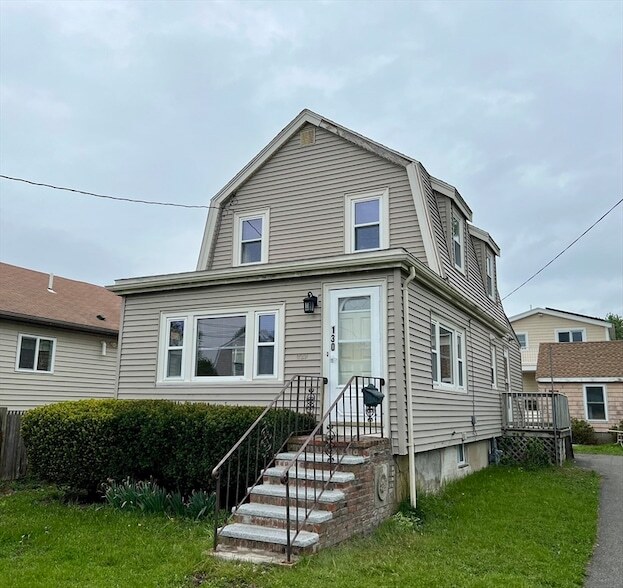 130 Charles St in Quincy, MA - Building Photo - Building Photo