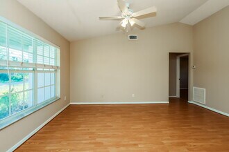 4239 Dekle Ave in North Port, FL - Building Photo - Building Photo