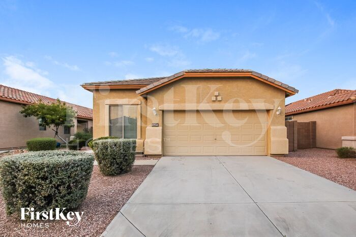 17048 W Southampton Rd in Surprise, AZ - Building Photo