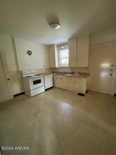 1118 Mulberry St in Williamsport, PA - Foto de edificio - Building Photo