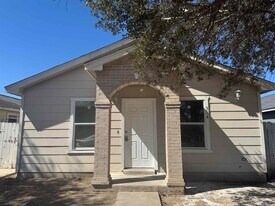 314 Redfish Dr in Laredo, TX - Building Photo