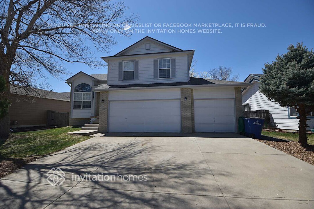 1424 W 132nd Pl in Westminster, CO - Foto de edificio