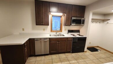 1400 Pine St in La crosse, WI - Building Photo - Building Photo