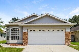 2327 Northern Leaf St in Orlando, FL - Building Photo