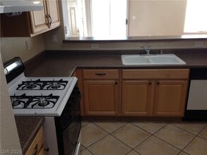 1617 Lefty Garcia Way in Henderson, NV - Building Photo - Building Photo