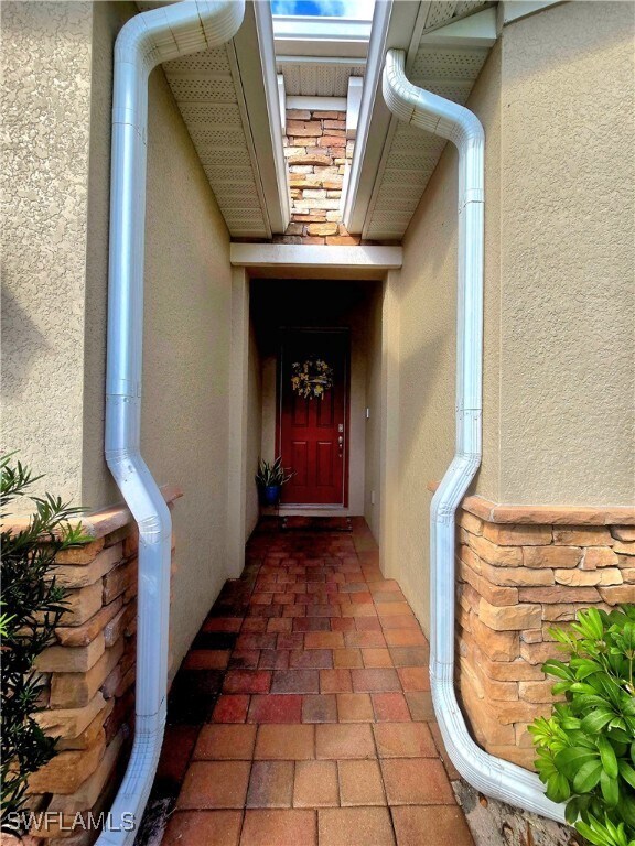 property at 3401 Acapulco Cir